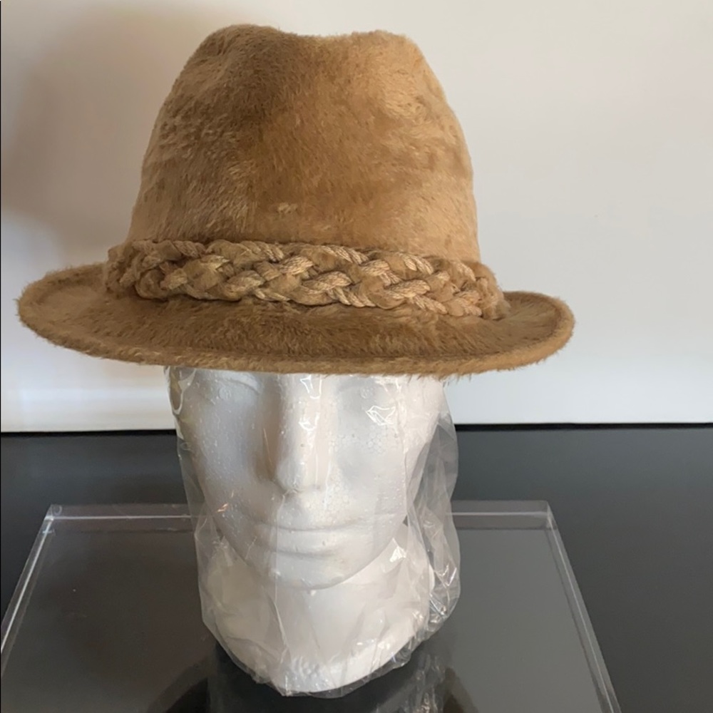P&C HABIG VIENNA FEDORA HAT MARSHALL FIELDS & CO.